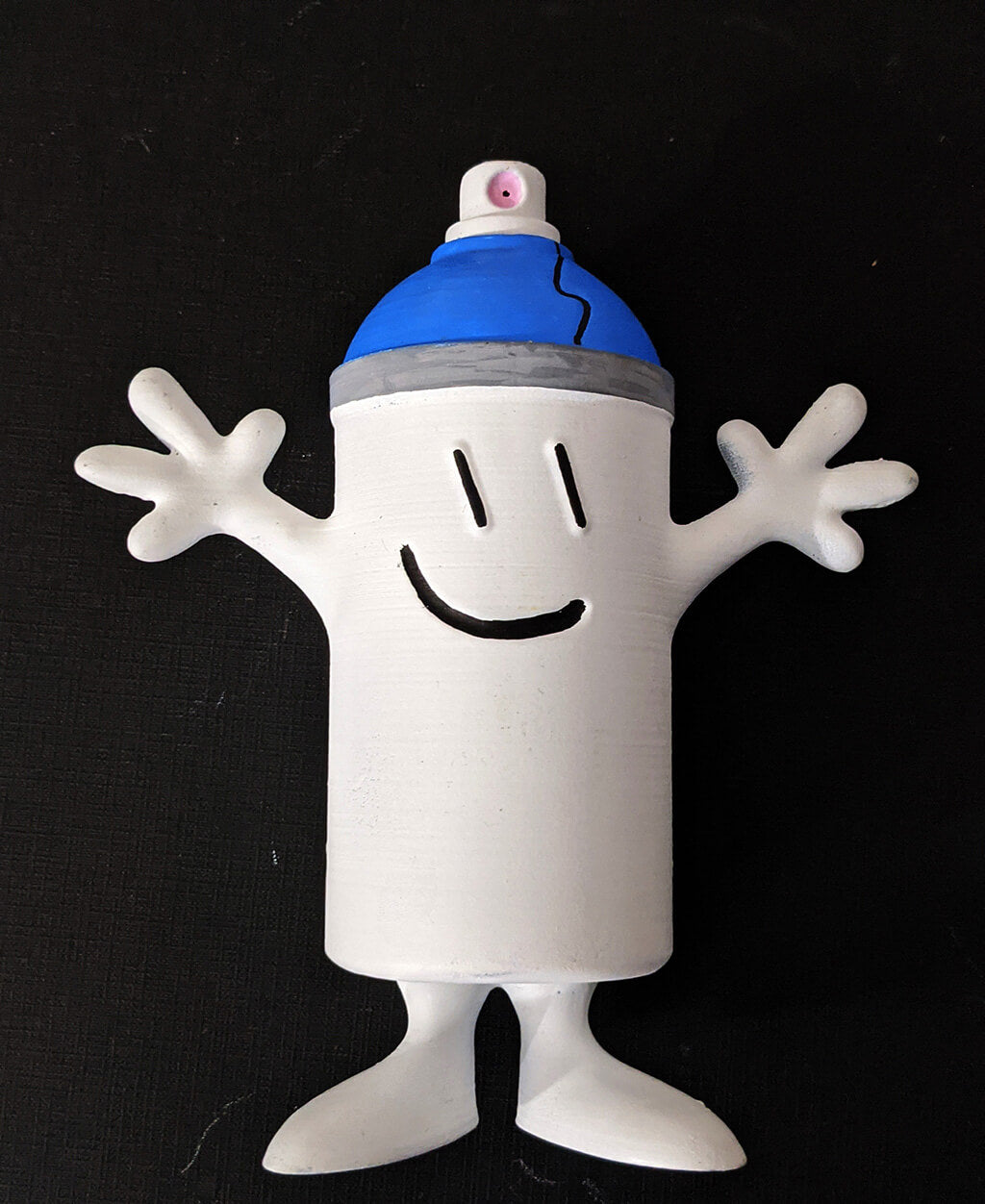 @camilescruela toy "Spray can"