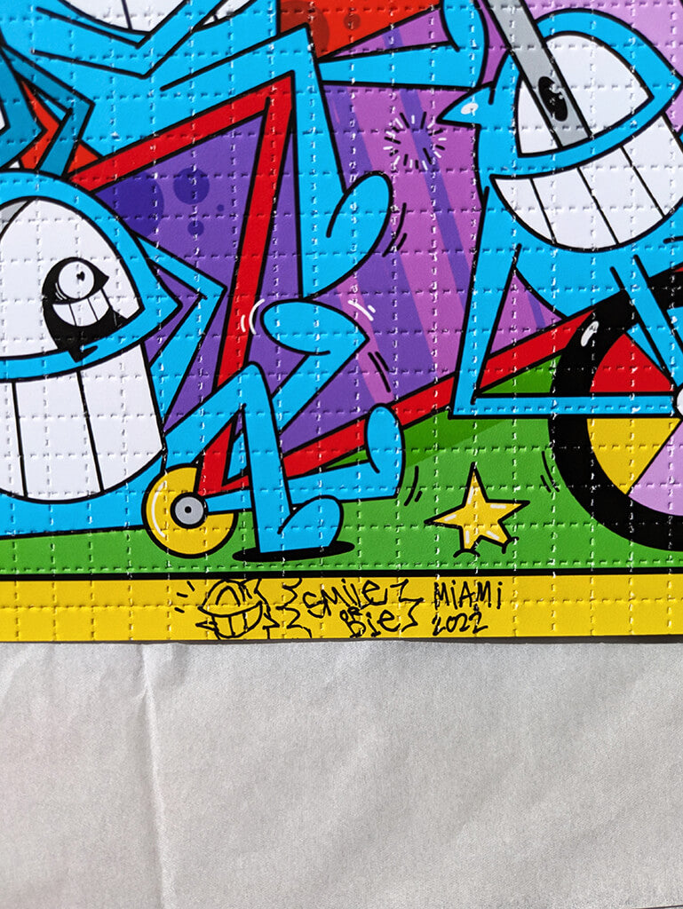 Pez - "Riding in the neighbourhood" (Variant)(Smile or Die)(Obra Intervenida)